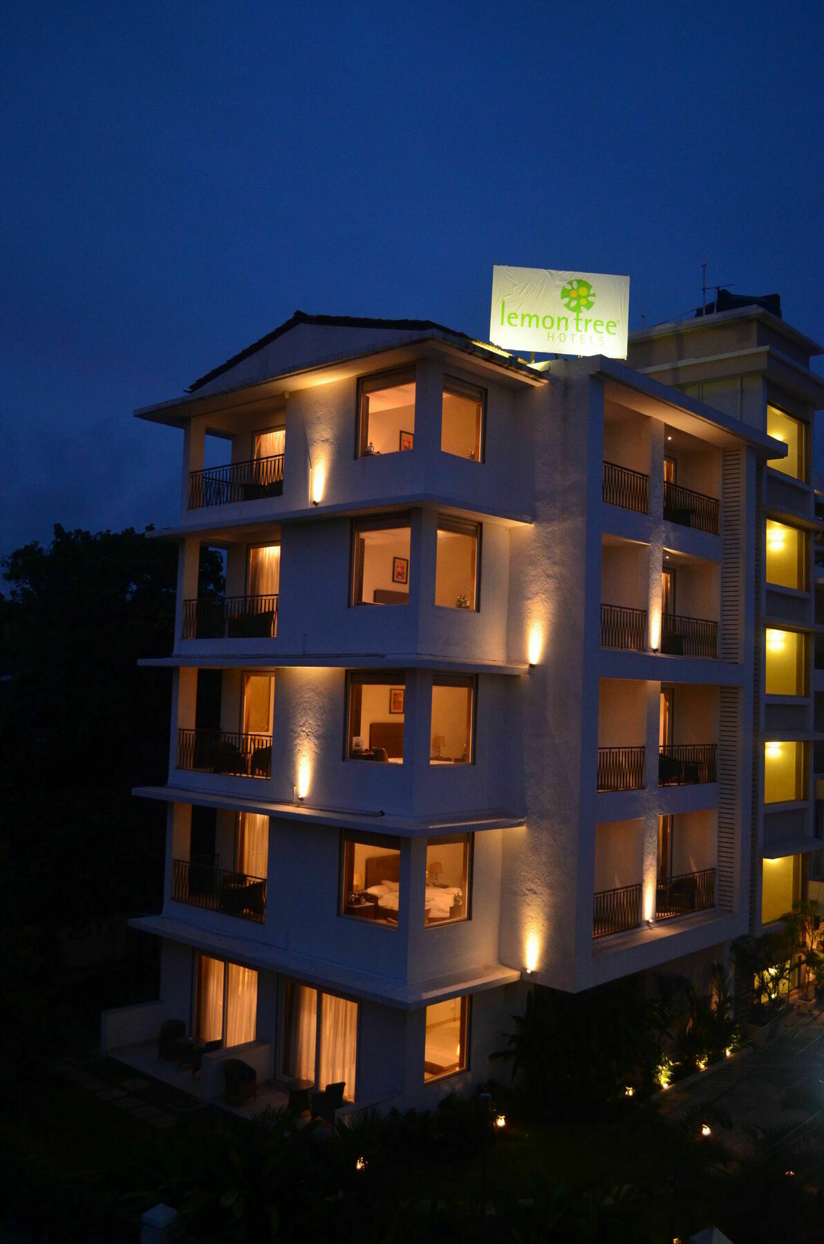 Lemon Tree Hotel Candolim Exterior foto